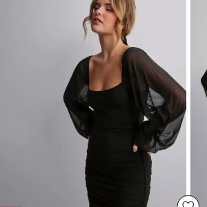 Nelly klänning  - Jättefin square neck mesh klänning från Nelly, endast använd 2 gånger. Toppen skick nästintill ny, köpte för 399kr. Skriv för fler bilder 💕