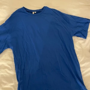 superfin oversized tröja - oversized tröja från nelly i super fin blå 💖