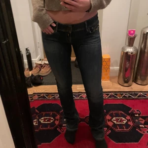 Low waist Replay jeans  - Storlek 29  Sparsamt använda så snygga!!⭐️