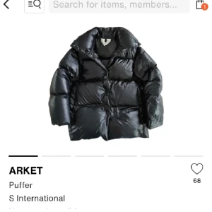 Jacka  - Jacka från arket, köpt från plick men den är i jättebra skick❤️nypris: 2600