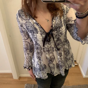 Odd Molly blus - säljer denna jättesöta blus som passar så bra på sommaren då den tyvärr inte kommer till användning!