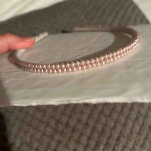 Diadem  - Diadem med pärlor 