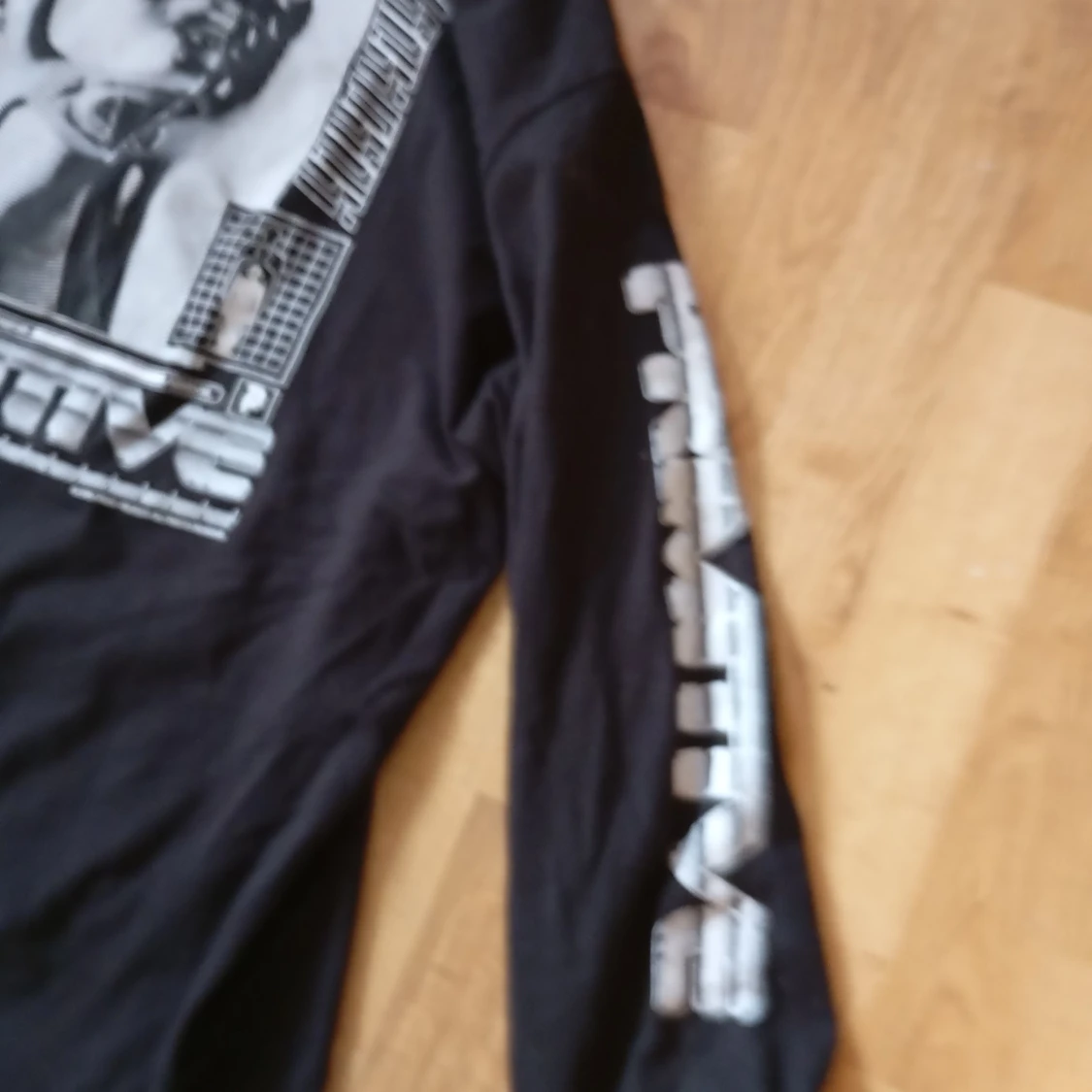 Primitive Long sleeve  - 92