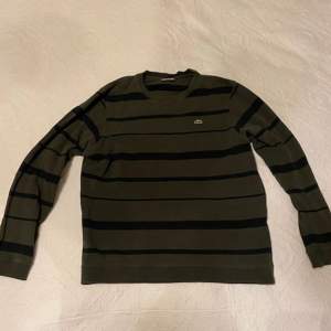 Stickad vintage Lacoste tröja, Skick 6/10 (bild 3), storlek S/M, nypris 1300kr. ⚠️erbjuder ej returer⚠️