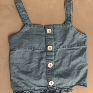 Topp - Topp med knappar 