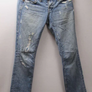 True Religion Jeans - True Religions - Okej skick, se bilder 550kr Storlek: W25