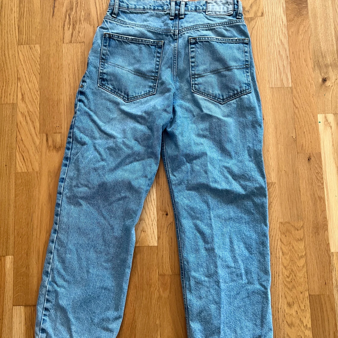 Blå raka jeans från Collusion - 1