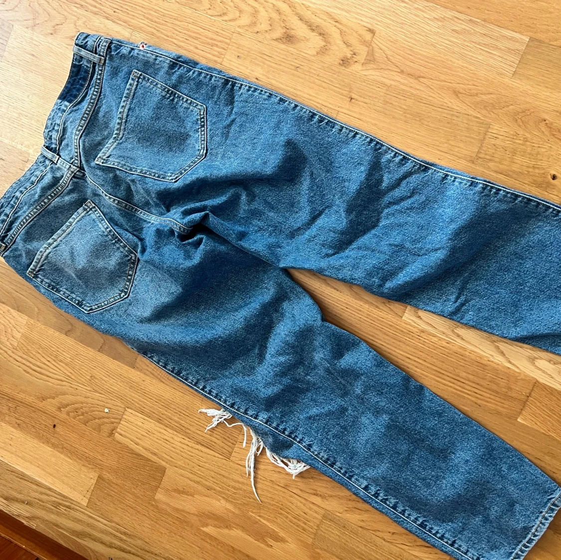 Blå slitna jeans från River Island - 1