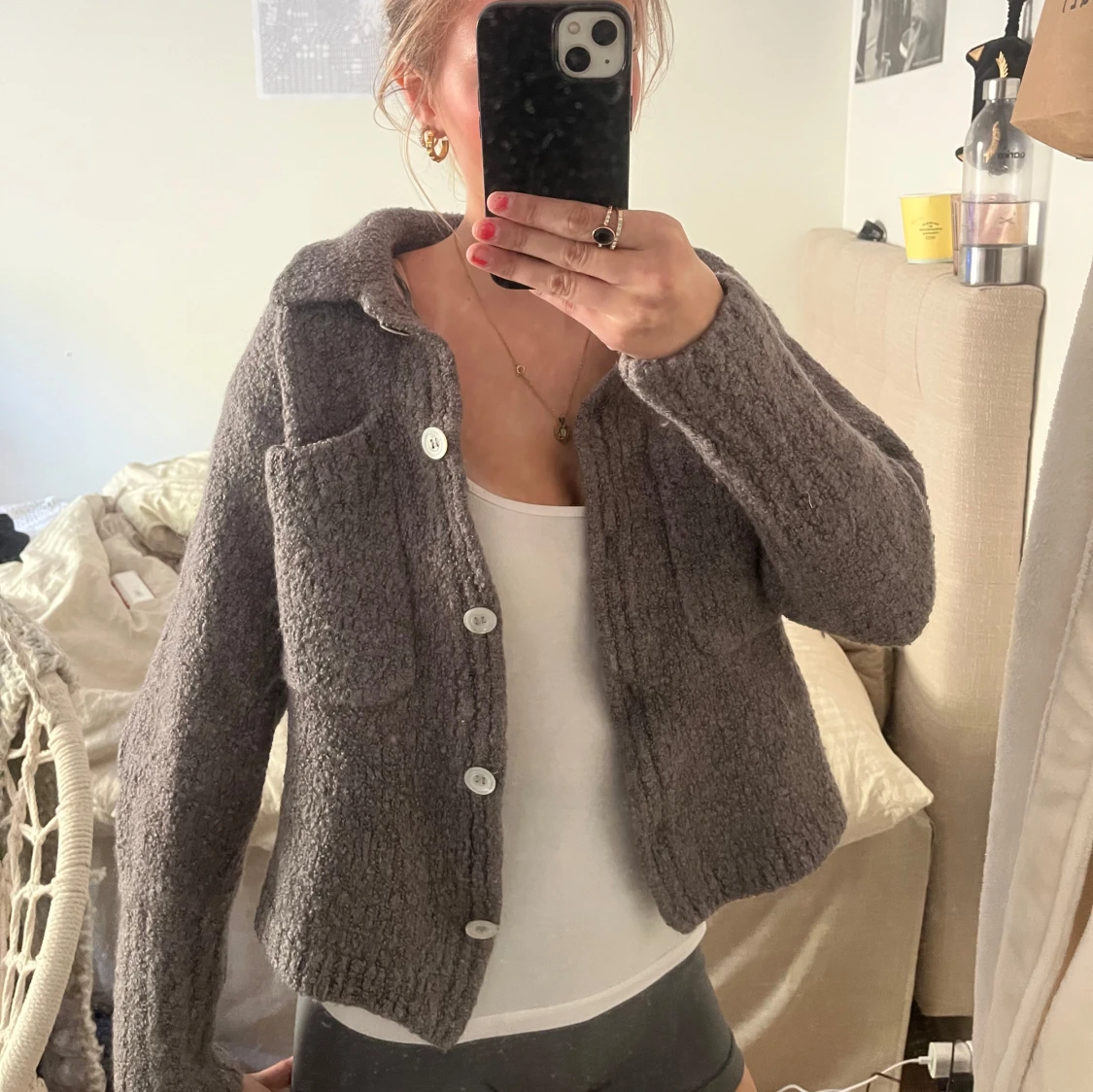 Grå trendig ”jacka” från Other Stories