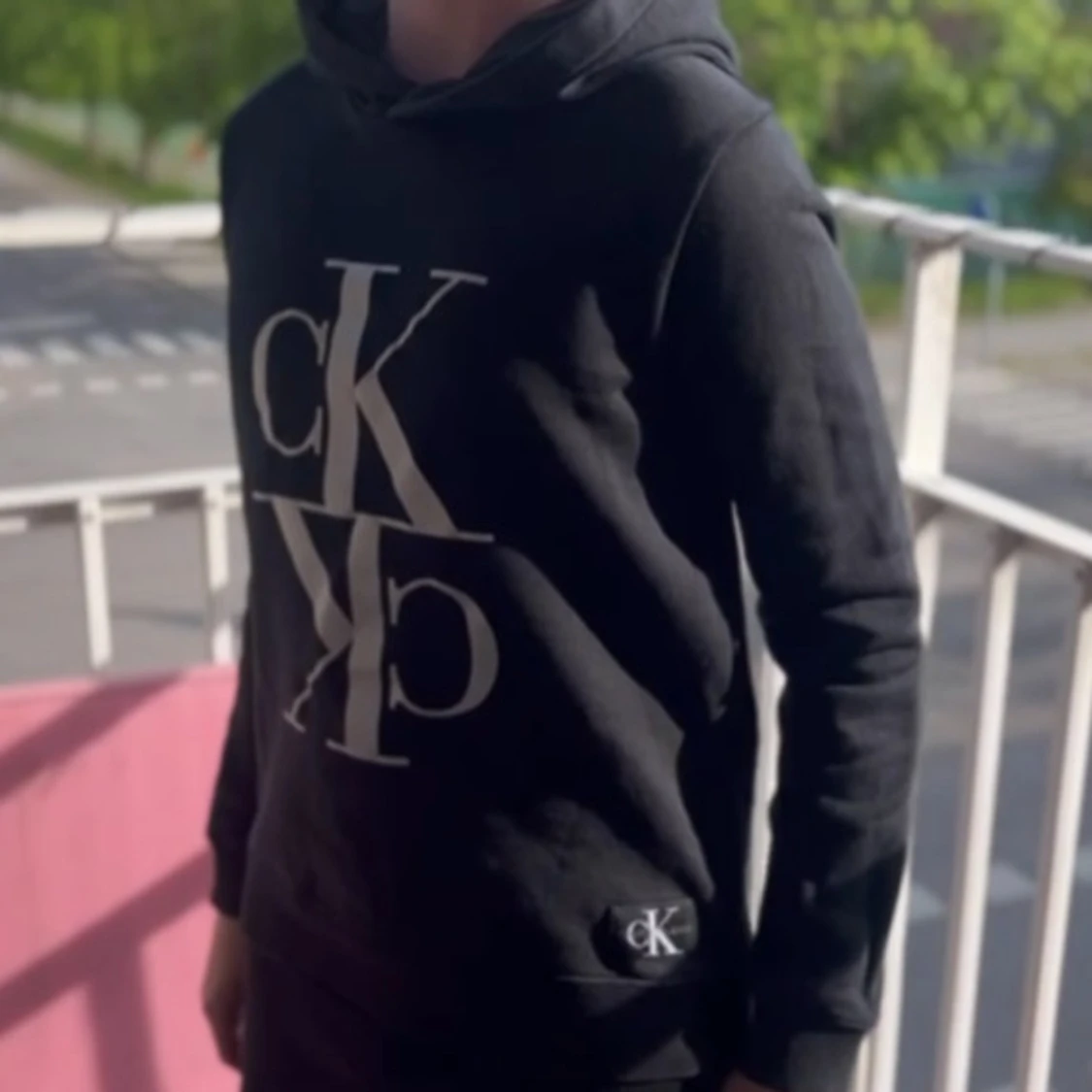 Svart hoodie från Calvin Klein Jeans