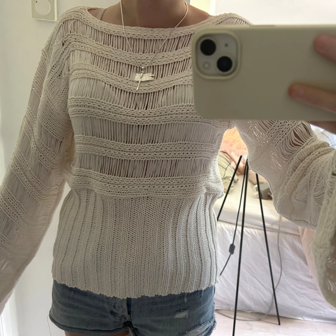Vit stickad tröja - 1
