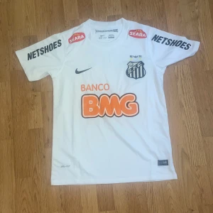 Vit Santos FC fotbollströja Nike - Storlek S. Aldrig använd 
