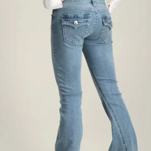 true religion jeans - säljer true religion jeans som är använda 2 gånger i storlek w27💕nypris 1400 skriv om ni vill ha mer info eller bilder