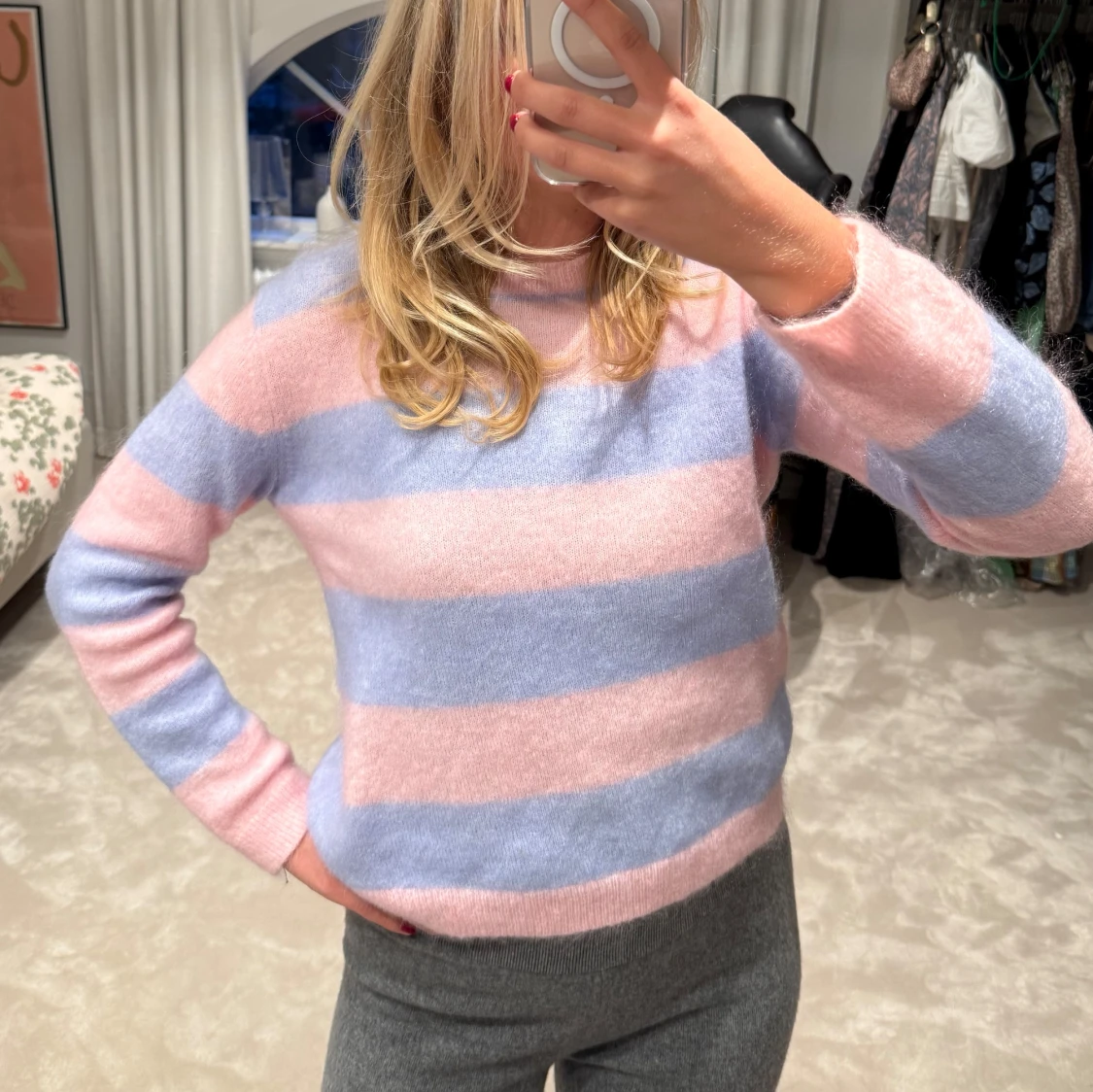 Pastellrandig stickad tröja från Stella Nova - 3