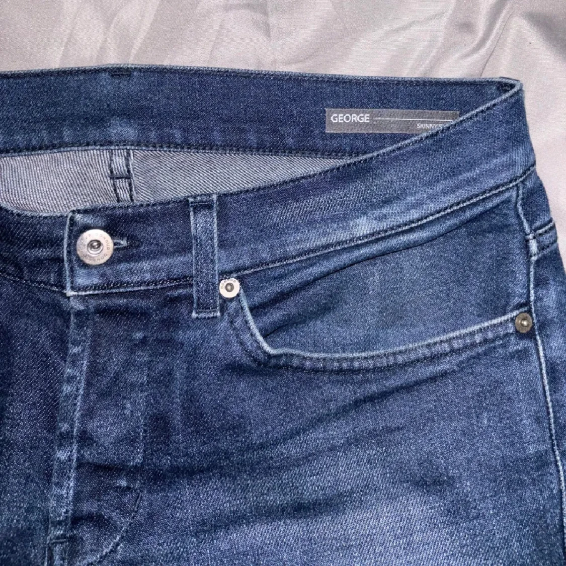 Mörkblå jeans från George - 2