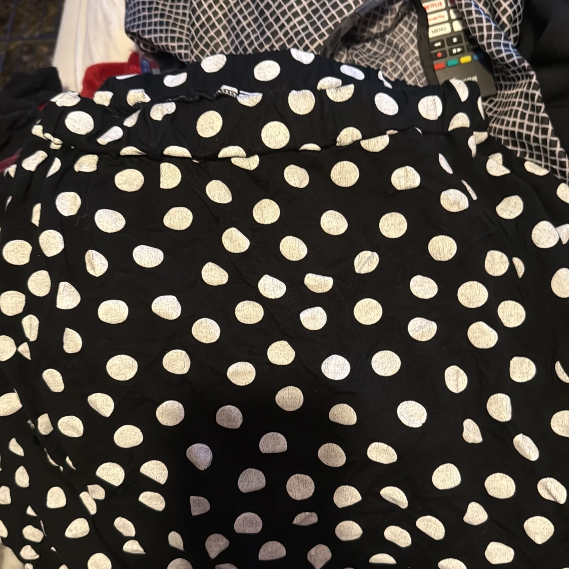 Svart prickig kjol från Black Story - 3