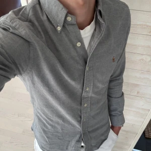  Skjorta från Ralph lauren! - Stilig ralph lauren skjorta | storlek S slimfit | riktigt härlig nu till sommaren | skriv vid minsta fråga eller fundering //GC