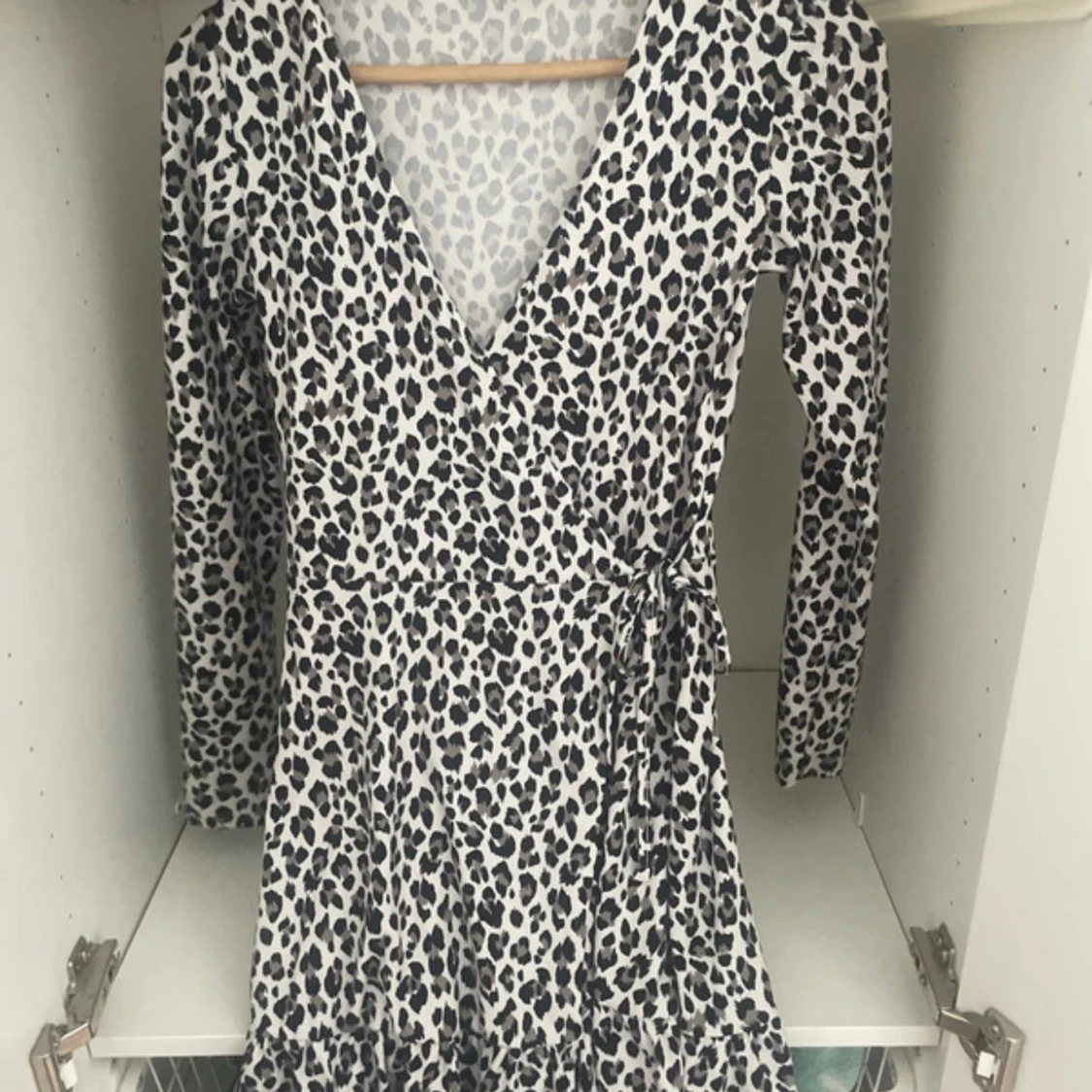 Leopardmönstrad klänning