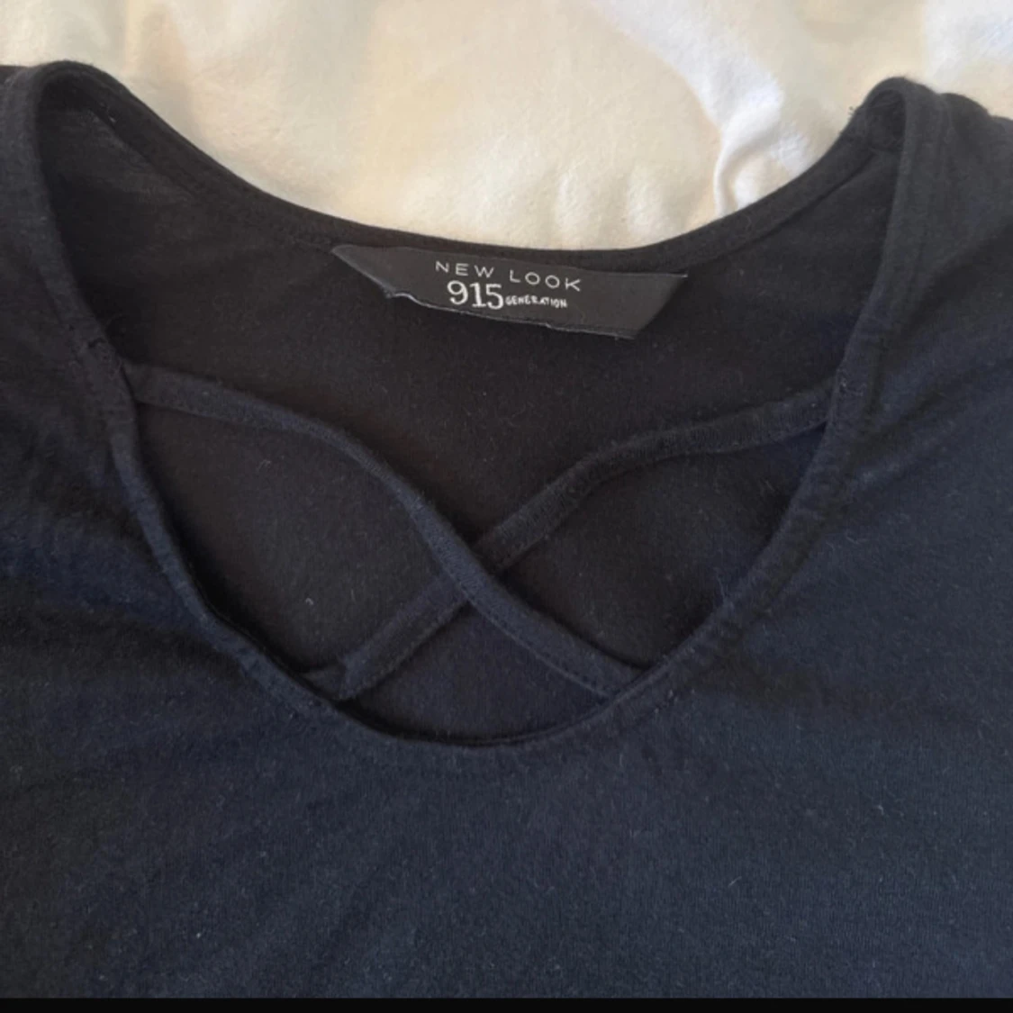 Svart croppad topp från New Look - 2
