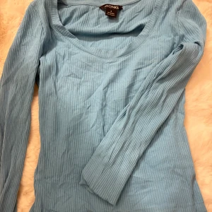 Långärmad tröja  - Super fin inga defekter 