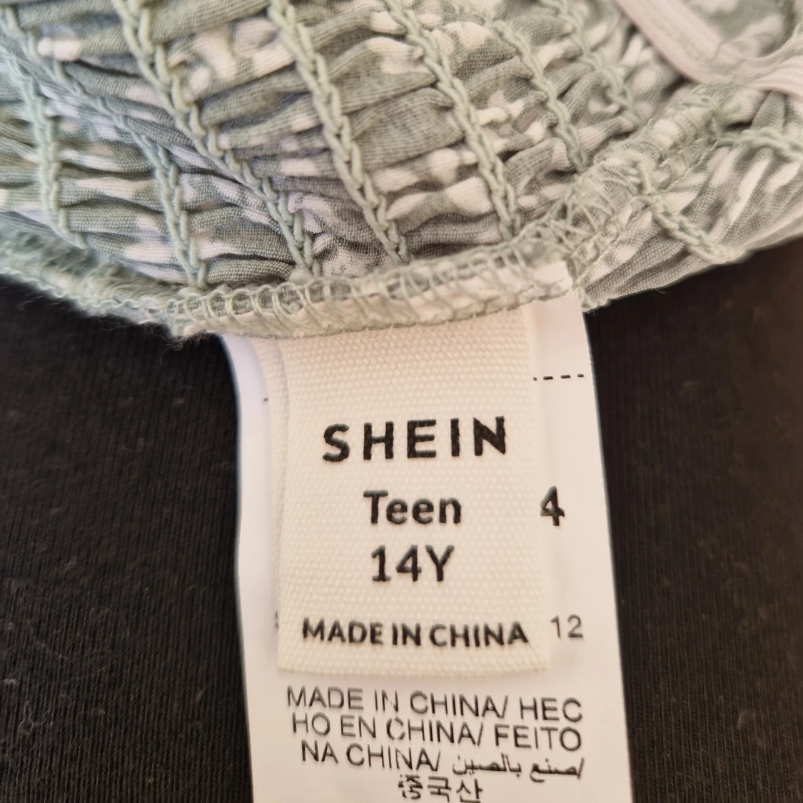 Grön blommig topp  - 2