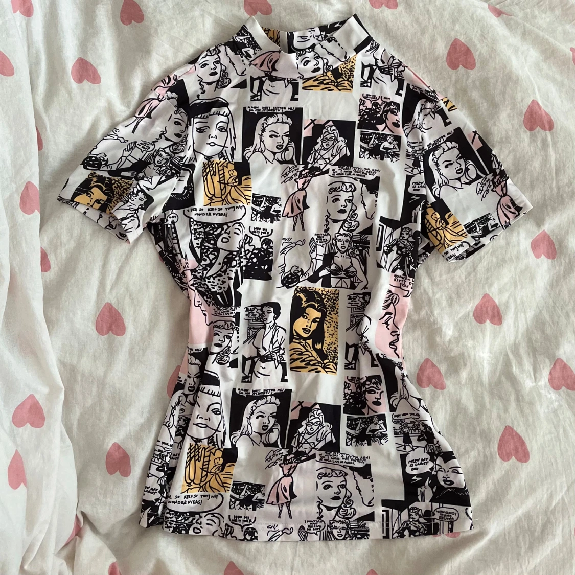 Comic print polotröja