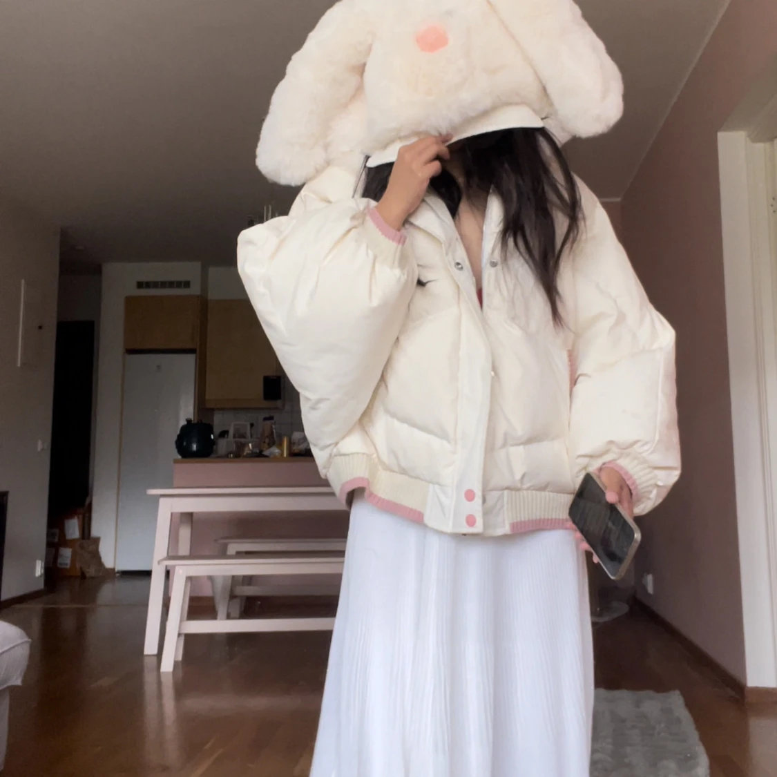 Vit pufferjacka med kaninhuva - 2