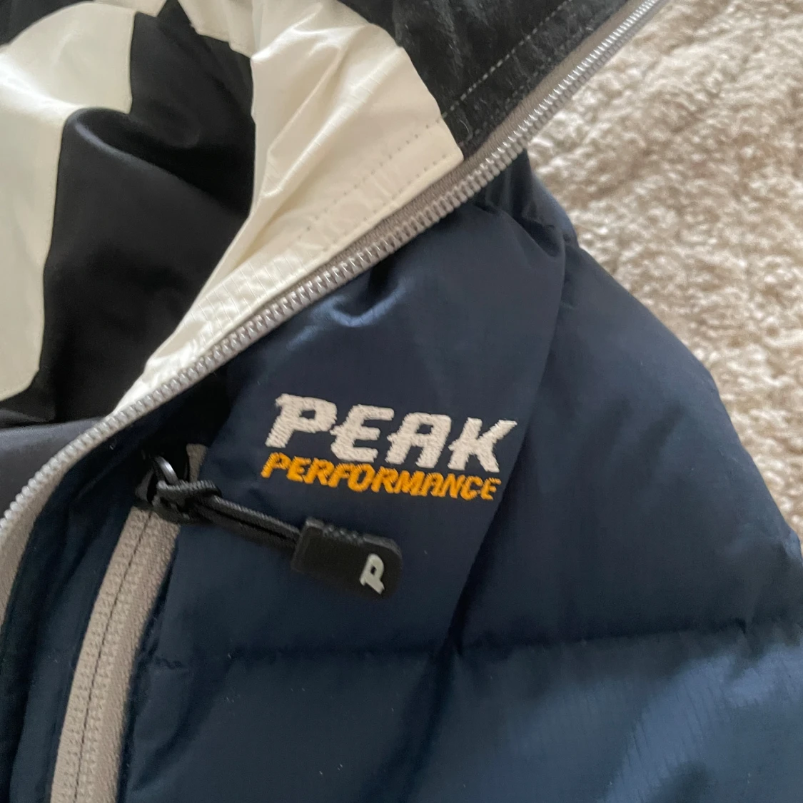 Peak Performance väst  - 1