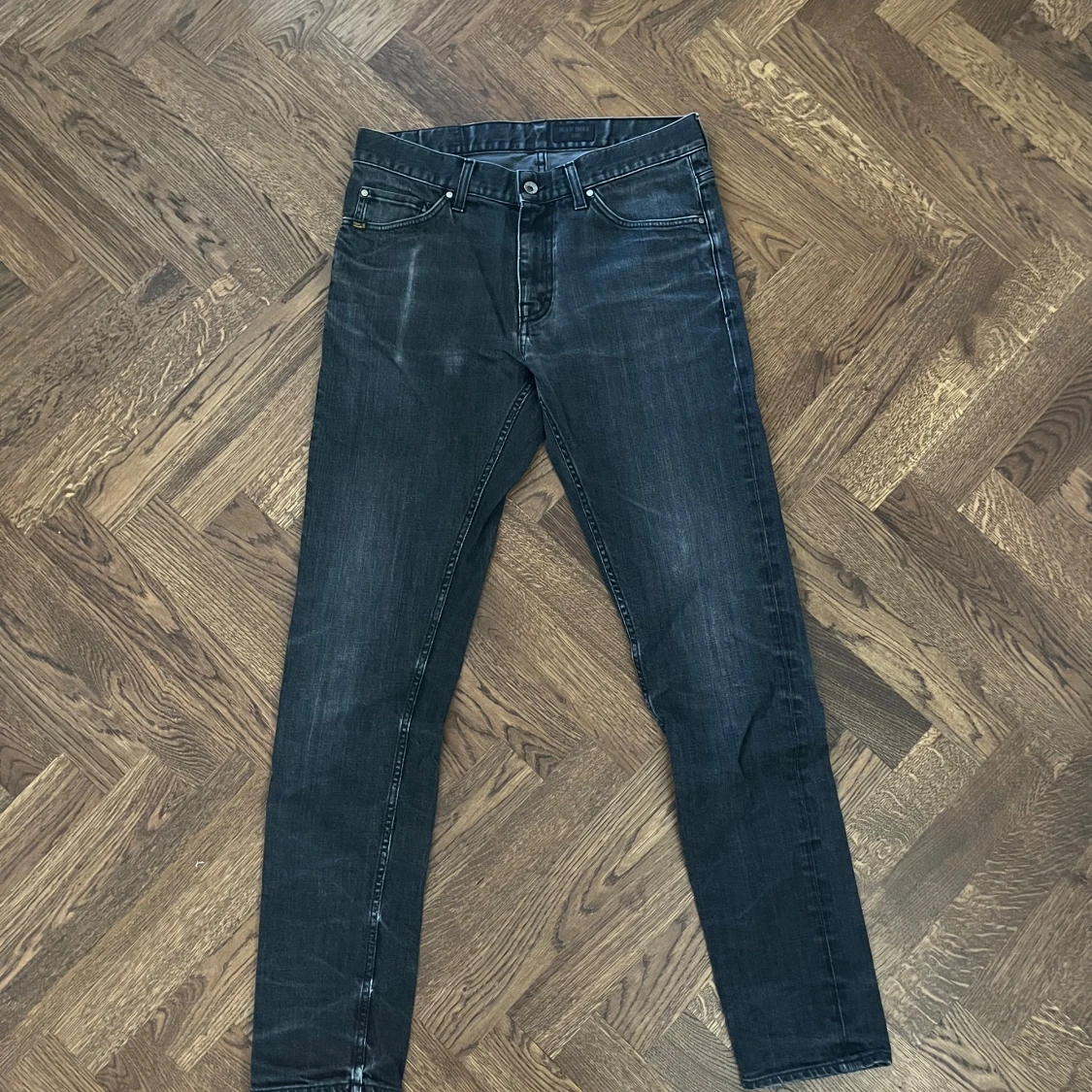 Svarta jeansbyxor från TIGER OF SWEDEN - 2