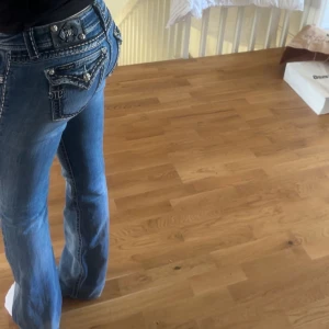 Miss me jeans - Jättesnygga miss me jeans med coola fickor, bara att höra av sig vid frågor 