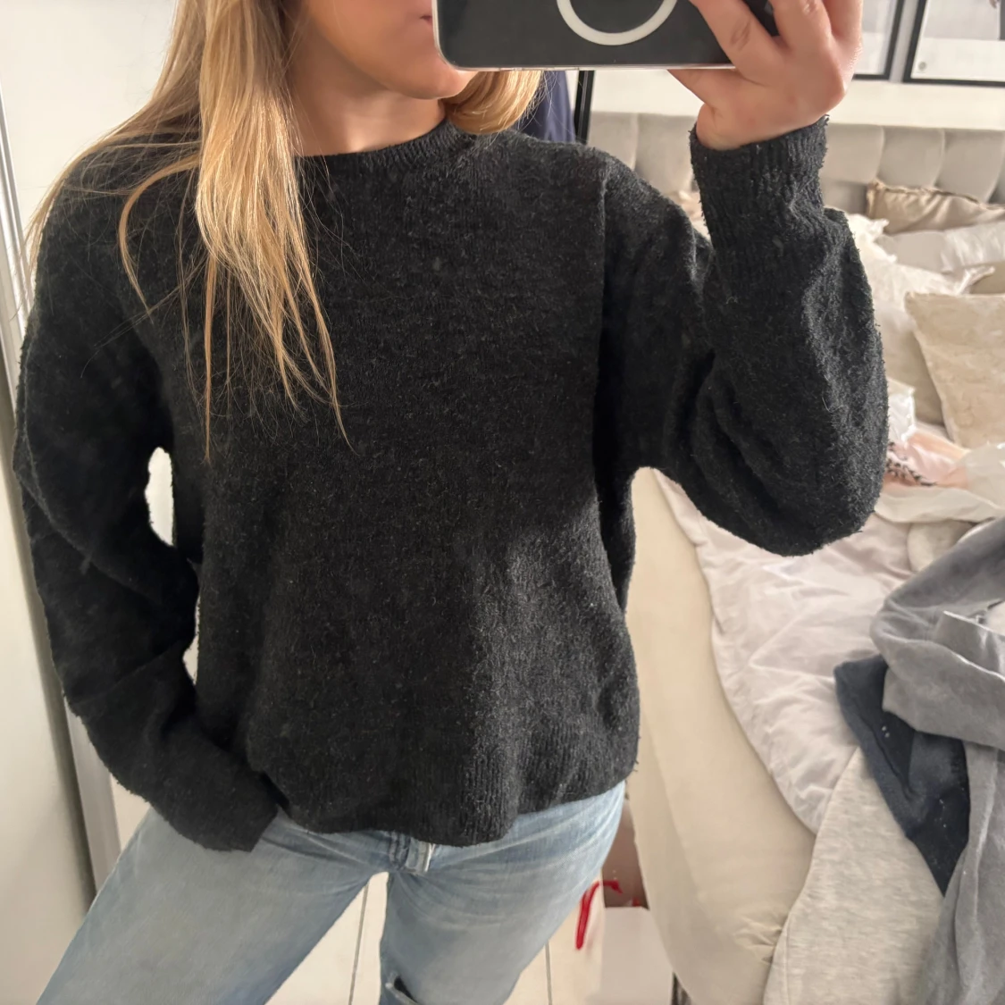 Mörkgrå stickad tröja