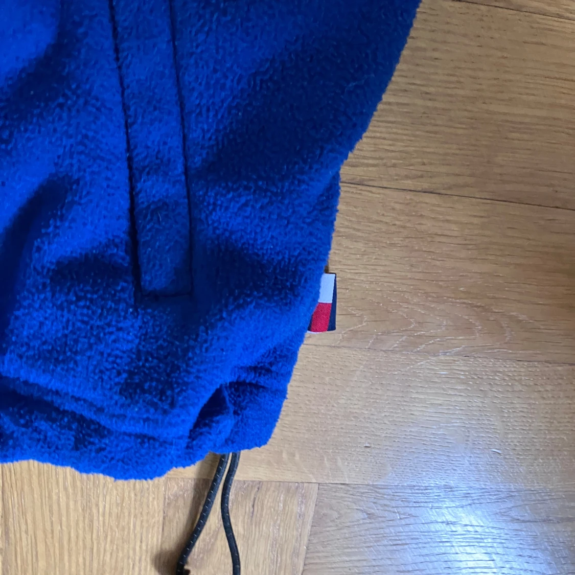 Blå fleeceväst från Tommy Hilfiger - 2