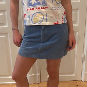 Manchester kjol - Midjemått rakt över: 34cm💘