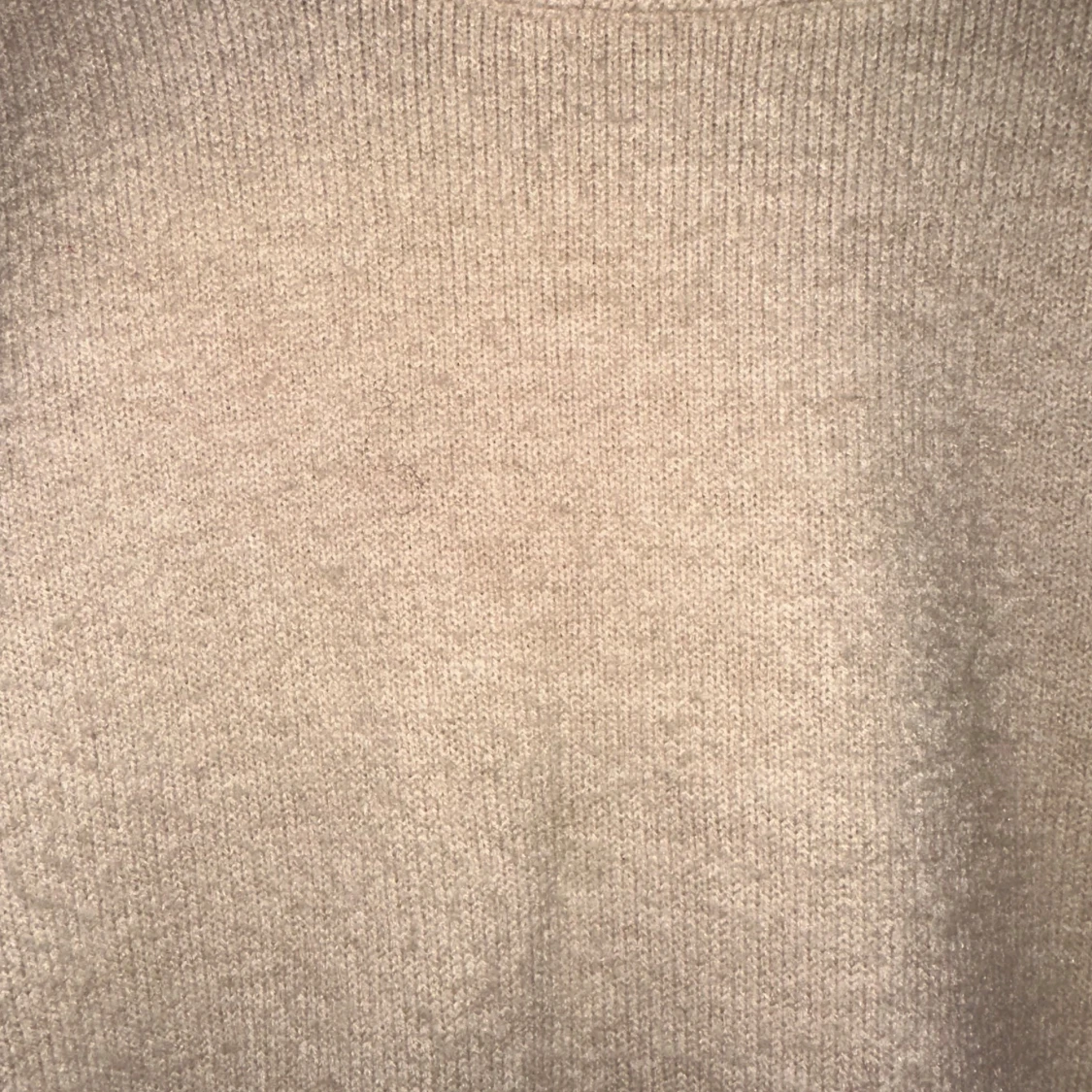 Beige stickad tröja  - 1