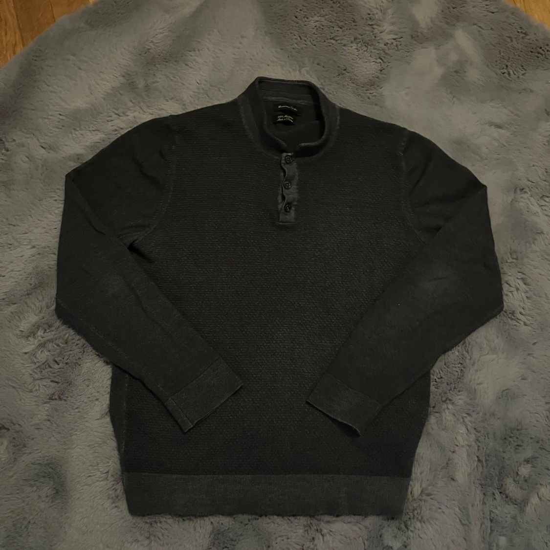 Grå merinoullströja från Massimo Dutti