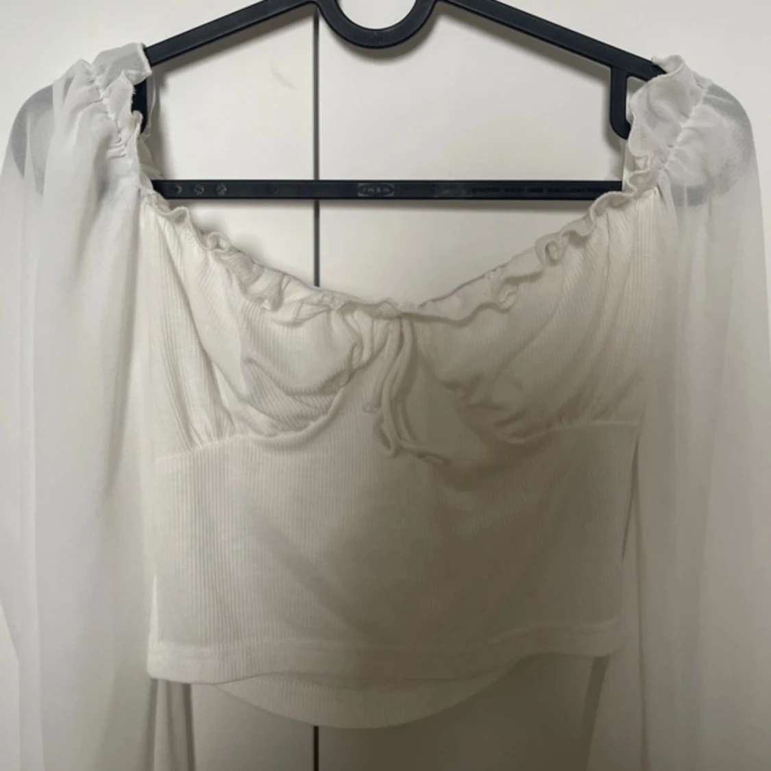 Vit offshoulder topp med långa ärmar - 1