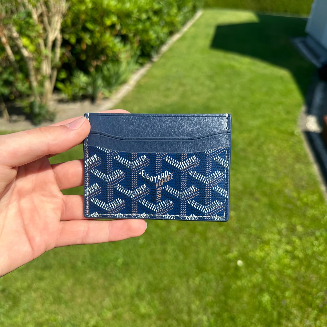 Mörkblå Goyaard korthållare 