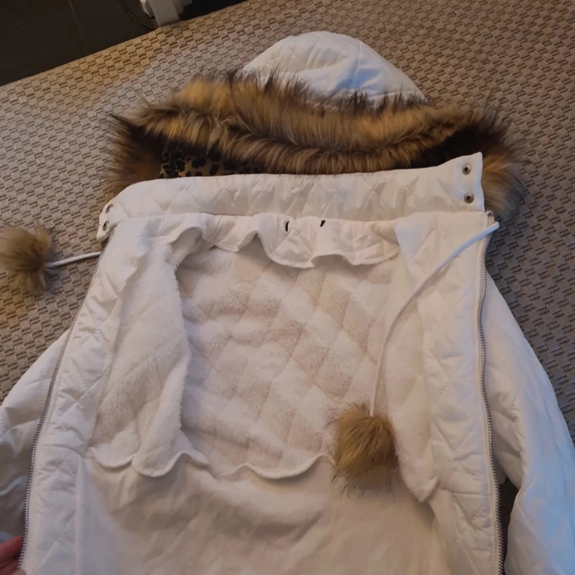 vit pufferjacka - 3
