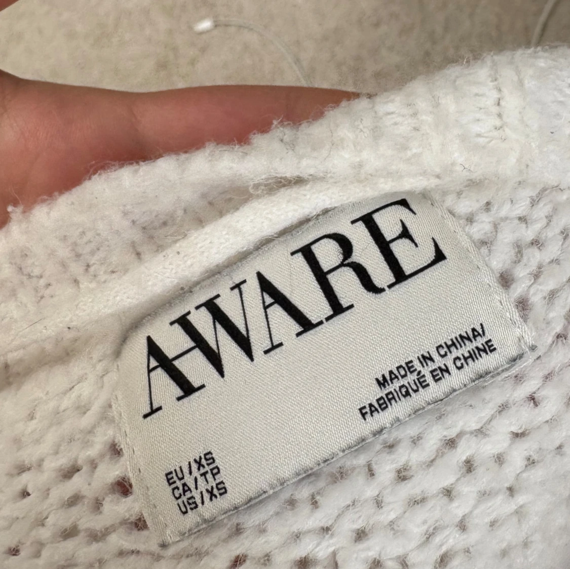 Vit stickad väst från AWARE XS - 2