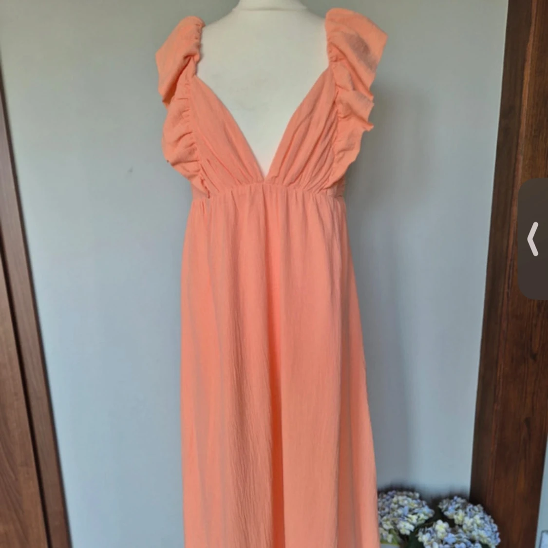 Ljus persikofärgad långklänning - 2