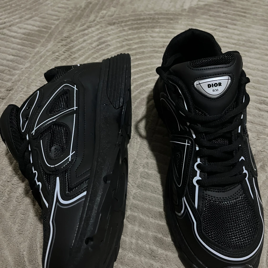 Svarta Dior B30 sneakers