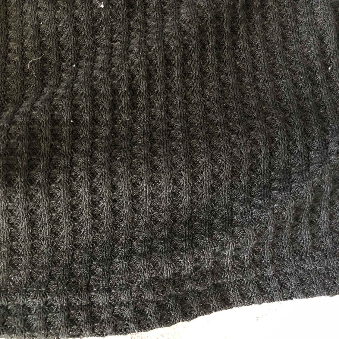 Svart croppad linnetopp - 2