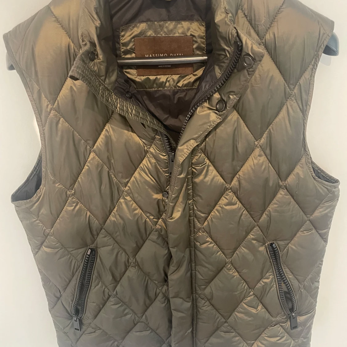 Quiltad dunväst från Massimo Dutti