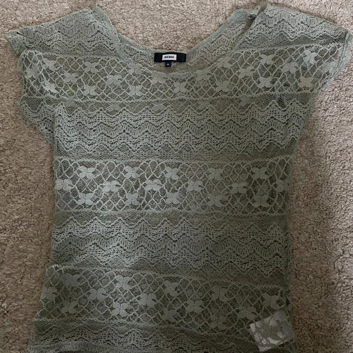 Grön spetsblus från Bik Bok - 2