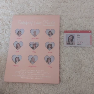 Twice Album  - Formal of Love album, finns tyvärr bara ett kort till! 