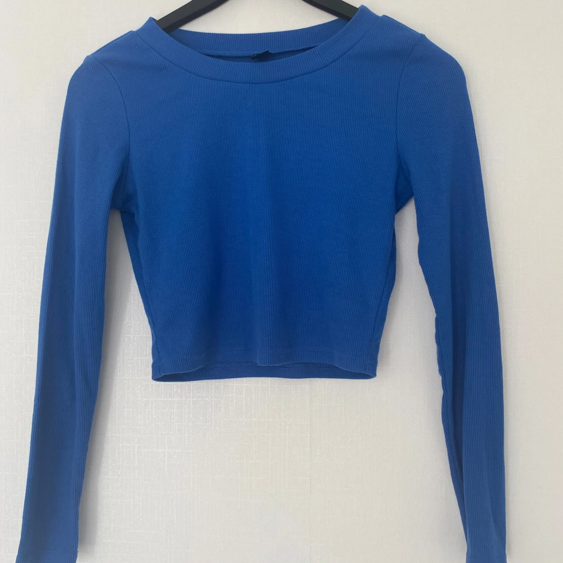 Blå croppad långärmad topp Shein