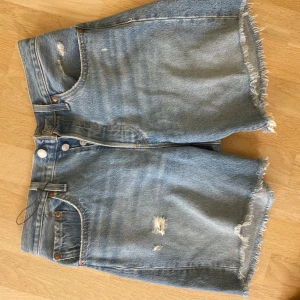 Levi's ljusblå jeansshorts - Ljusblå jeansshorts från Levi's 501