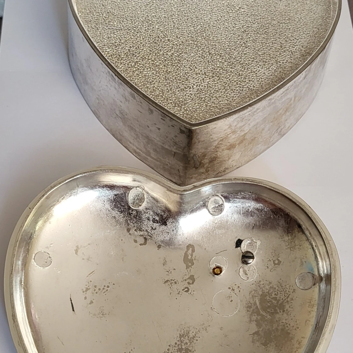 Vintage silver platted Heart jewellery box - 2