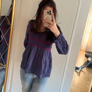 Odd Molly  - En odd Molly tröja i bra skick, säljer för den är för stor. Priset kan diskuteras 💙🩷