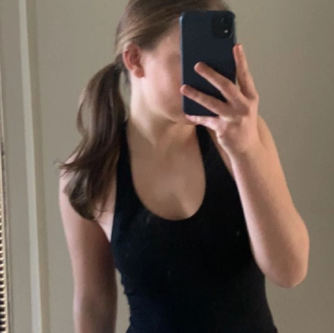 Svart halterneck linne - 1